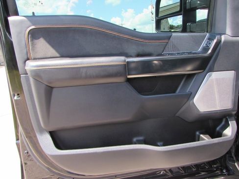 Used 2024 Ford F350 Platinum w/ Tremor Off-Road Package image 17