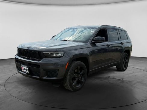 Used 2023 Jeep Grand Cherokee L Laredo AWD/4WD image 5