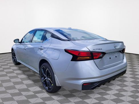 New 2025 Nissan Altima 2.5 SR w/ SR Premium Package image 5
