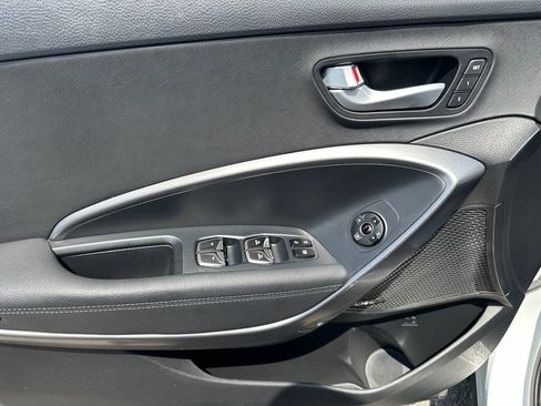 Used 2018 Hyundai Santa Fe Sport w/ 2.0T Ultimate Tech Package 05 AWD/4WD image 14