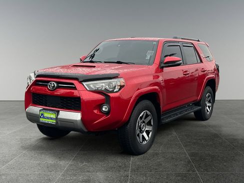 Used 2023 Toyota 4Runner TRD Off-Road Premium image 3