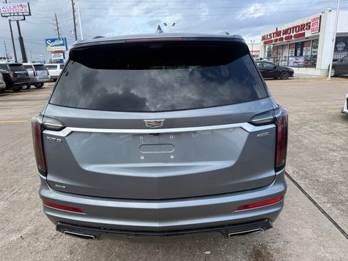 Used 2020 Cadillac XT6 Sport w/ Platinum Package AWD/4WD image 16