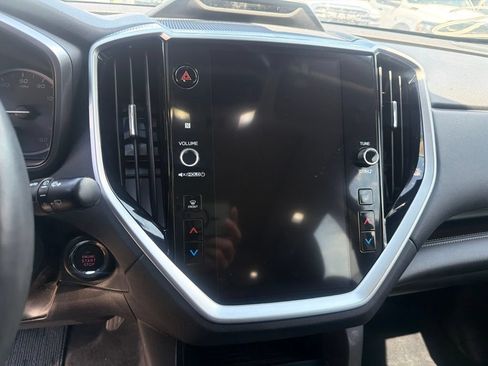 Used 2023 Subaru Ascent Touring AWD/4WD image 12