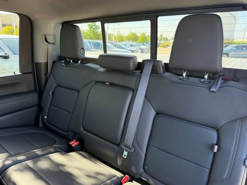 Used 2020 Chevrolet Silverado 2500 LTZ w/ LTZ Plus Package AWD/4WD image 32