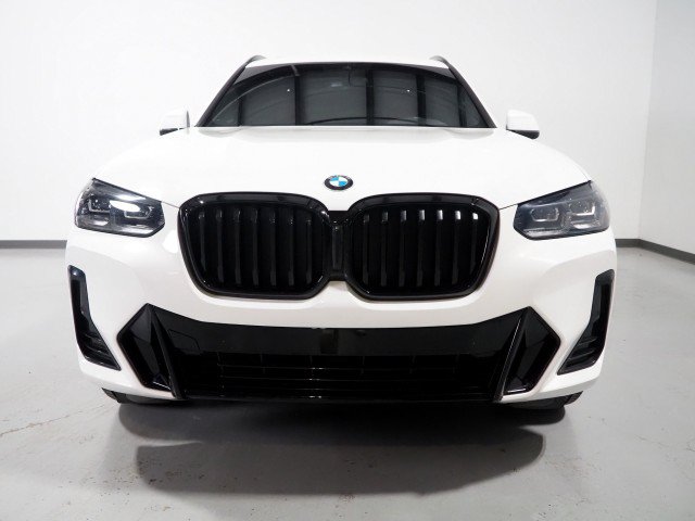 Used 2024 BMW X3 sDrive30i w/ M Sport Package w/ M Sport Package RWD image 60