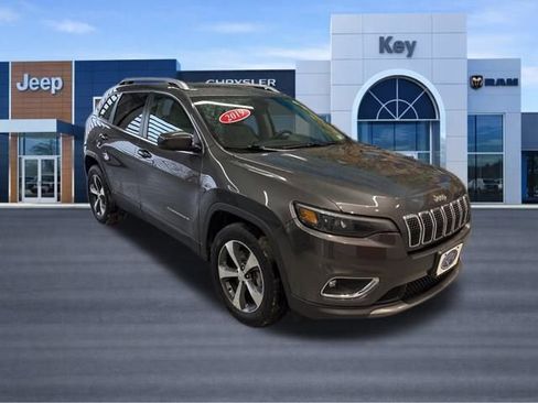 Used 2019 Jeep Cherokee Limited image 10