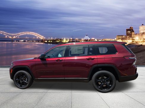 New 2026 Jeep Grand Cherokee L Limited w/ Limited Altitude Package RWD image 3