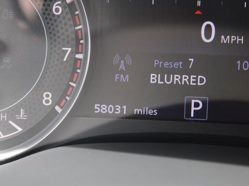 Used 2023 Nissan Armada SL image 39