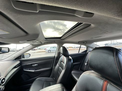Used 2020 Nissan Sentra SR w/ Premium Package FWD image 14