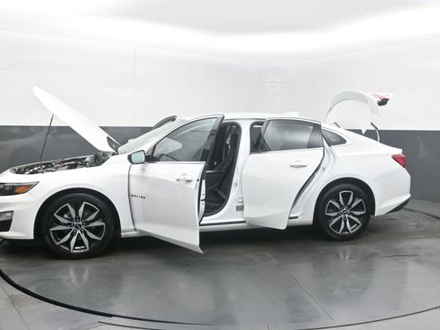 Used 2024 Chevrolet Malibu RS image 39