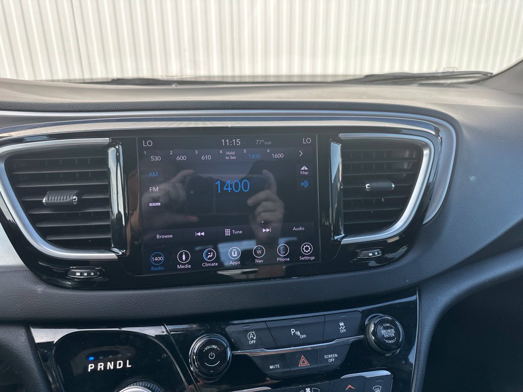 Used 2018 Chrysler Pacifica Touring Plus w/ S Appearance Package FWD image 44