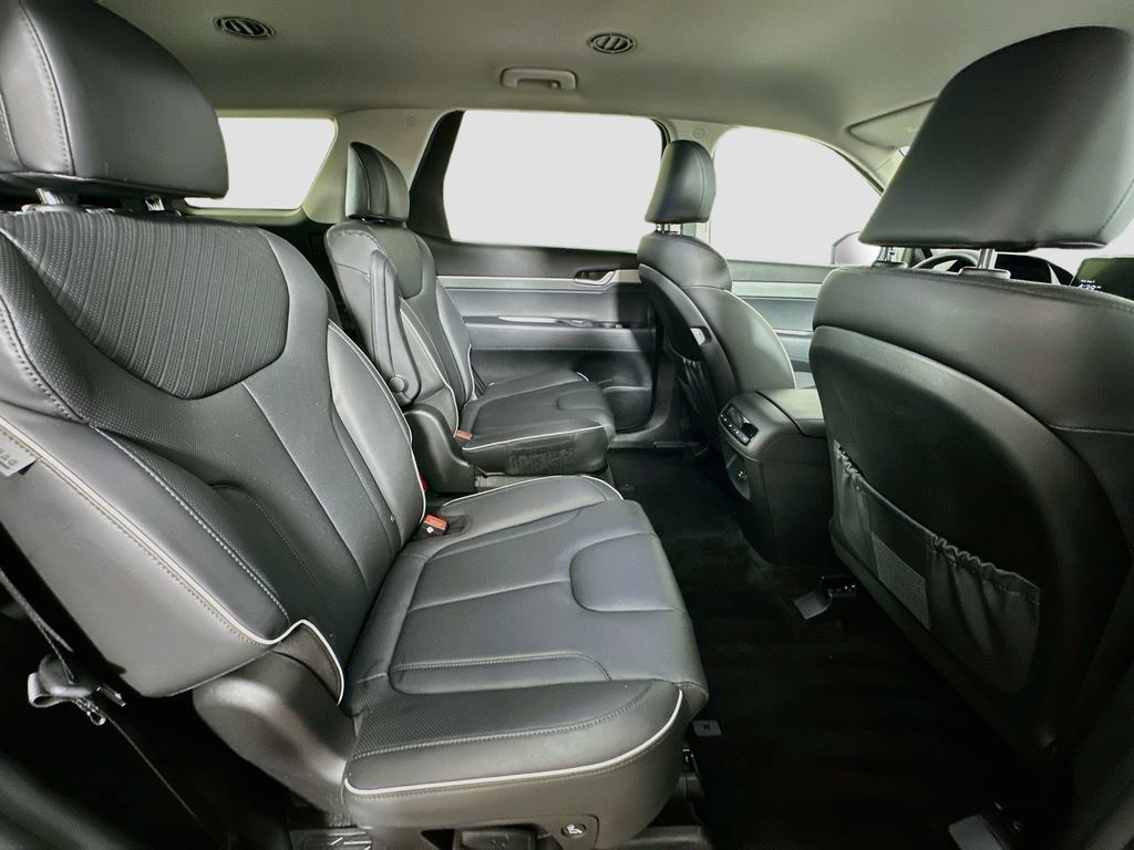 Used 2025 Hyundai Palisade SEL AWD/4WD image 28
