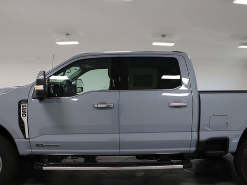 New 2026 Ford F250 Lariat w/ Chrome Package image 5