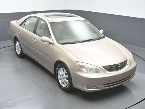 Used 2004 Toyota Camry XLE FWD image 34