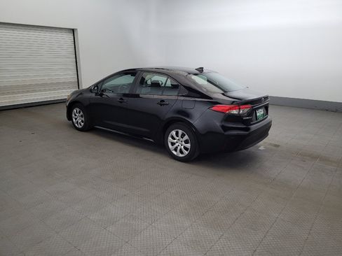 Used 2024 Toyota Corolla LE FWD image 3