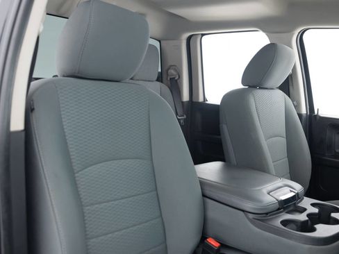 Used 2017 RAM 1500 Express w/ Express Value Package image 33