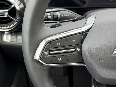 New 2026 Chevrolet Equinox LT w/ Convenience Package II image 24