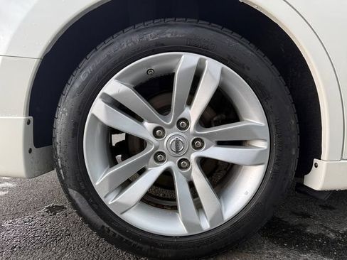Used 2012 Nissan Altima 3.5 SR w/ Sport Pkg FWD image 17