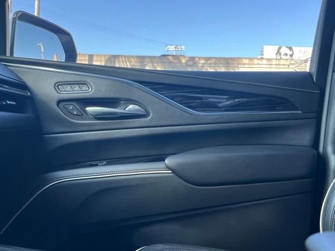 Used 2022 Cadillac Escalade Sport w/ LPO, ONYX Package AWD/4WD image 23