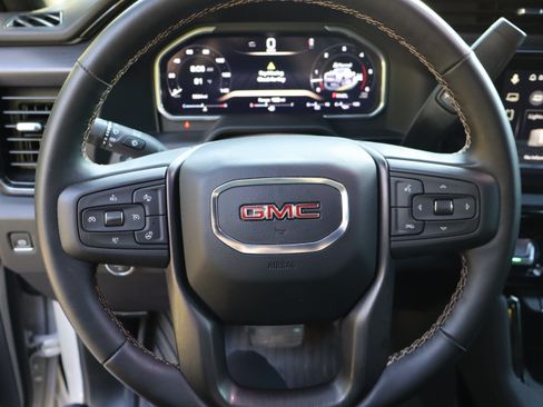 Used 2026 GMC Sierra 2500 AT4 w/ AT4 Premium Plus Package AWD/4WD image 30