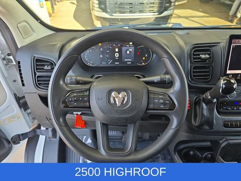 Used 2022 RAM ProMaster 2500 w/ Premium Convenience Group FWD image 15