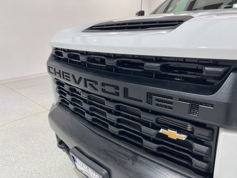 Used 2022 Chevrolet Silverado 2500 W/T w/ WT Convenience Package AWD/4WD image 24