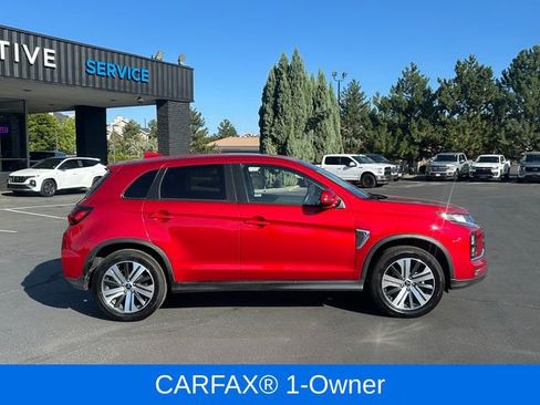 Used 2024 Mitsubishi Outlander Sport SE image 2
