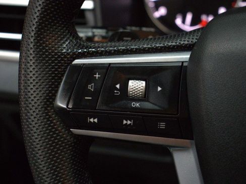 Used 2023 Mitsubishi Outlander SE FWD image 10