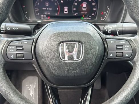Used 2023 Honda Accord EX image 12