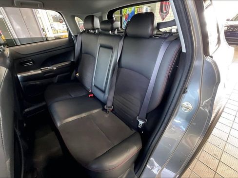 Used 2022 Mitsubishi Outlander Sport SE FWD image 14