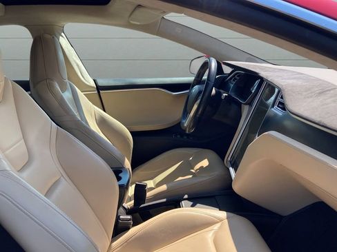 Used 2015 Tesla Model S 85D image 16