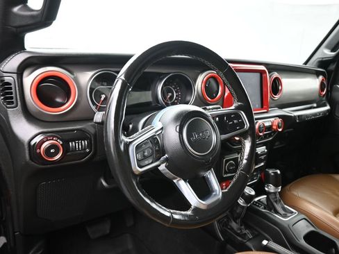 Used 2020 Jeep Wrangler Unlimited Rubicon w/ Dual Top Group AWD/4WD image 13