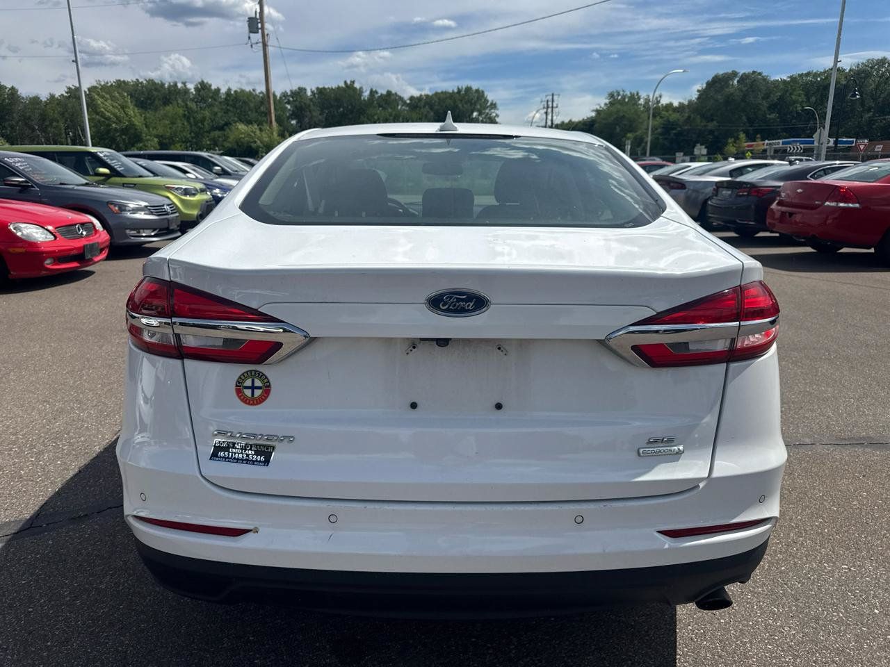 Used 2019 Ford Fusion SE FWD image 6