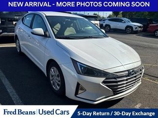 Used 2019 Hyundai Elantra SE FWD video 1
