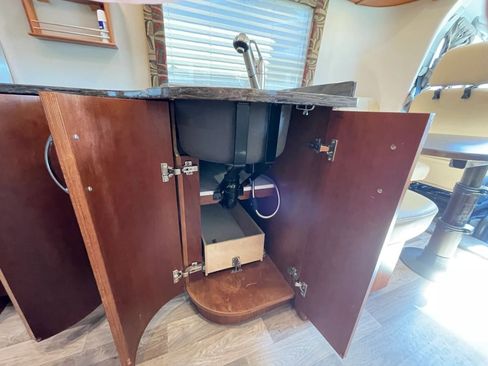 Used 2013 Mercedes-Benz Sprinter 3500 image 39