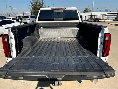 Used 2024 GMC Sierra 3500 Denali Ultimate image 38