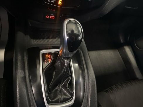 Used 2020 Nissan Rogue SV AWD/4WD image 24