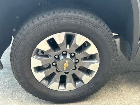 Used 2024 Chevrolet Silverado 2500 LT w/ All Star Edition AWD/4WD image 4