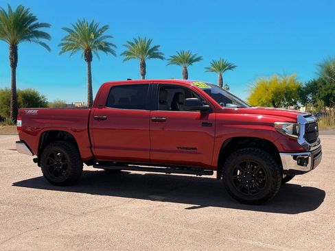 Used 2020 Toyota Tundra SR5 w/ SR5 Leather Package AWD/4WD image 7