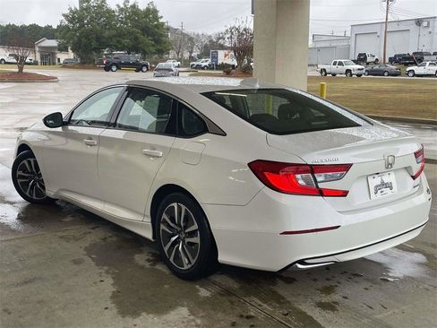 Used 2018 Honda Accord Hybrid image 5