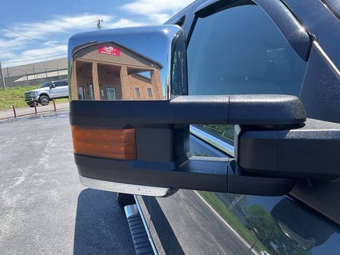 Used 2019 Chevrolet Silverado 2500 LTZ w/ Duramax Plus Package image 42