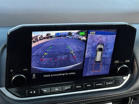 Used 2022 Nissan Rogue SL w/ SL Premium Package image 27