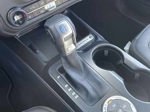 New 2025 Ford Bronco Outer Banks image 33