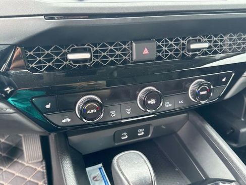 Used 2023 Honda Accord EX-L image 24