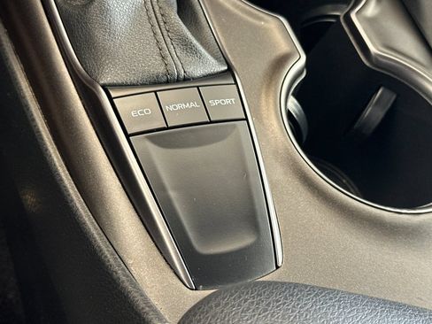 Used 2023 Toyota Camry SE w/ Audio Upgrade Package FWD image 31