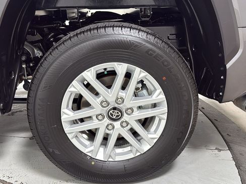 Certified 2026 Toyota Tundra SR5 w/ SR5 Convenience Package image 23