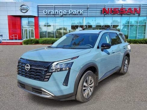 New 2026 Nissan Pathfinder SL FWD image 4