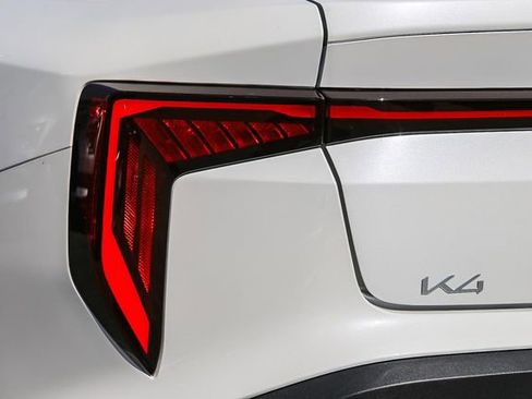 New 2026 Kia K4 EX image 10