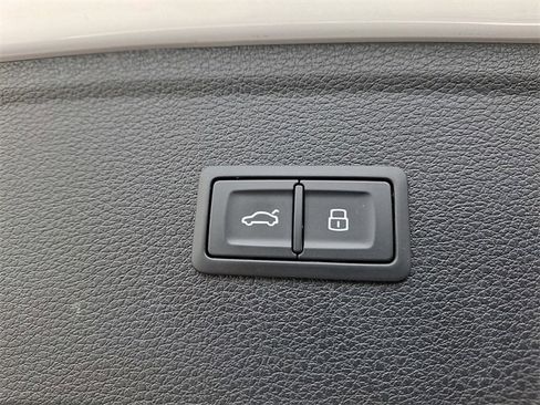 Certified 2023 Audi Q5 2.0T Premium Plus w/ Premium Plus Package image 29