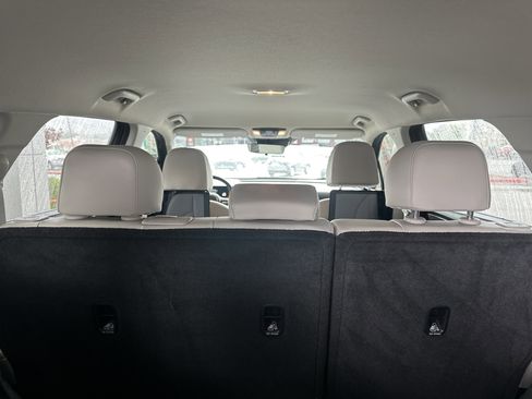 Used 2025 Kia Sorento S FWD image 22